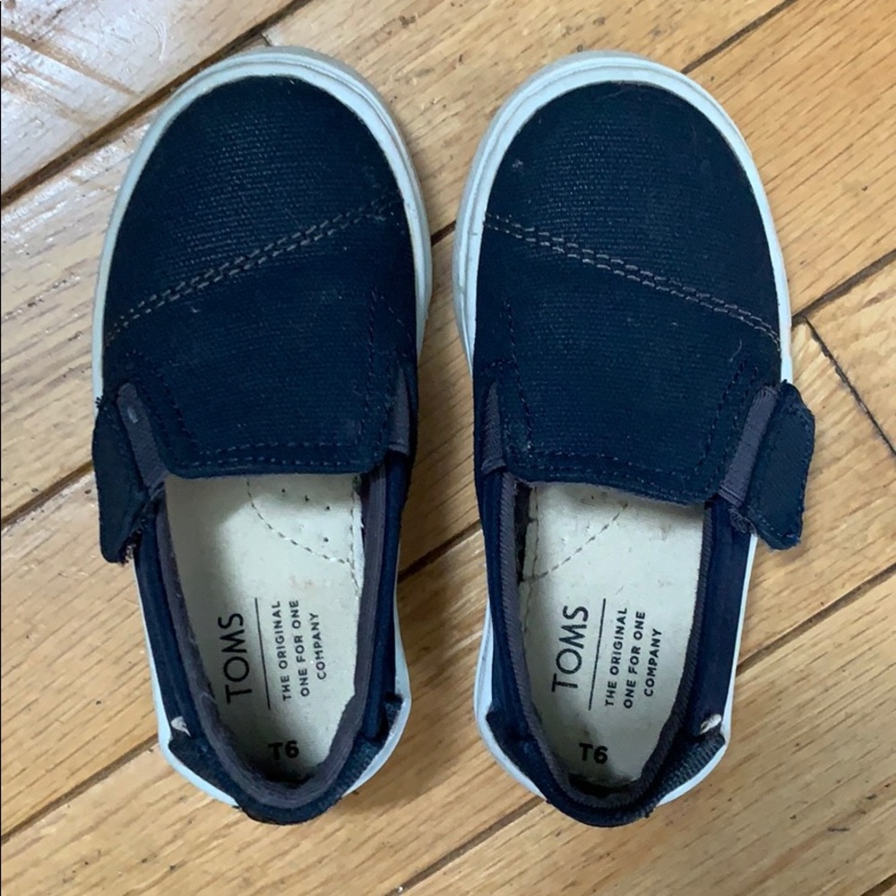 Toddler toms